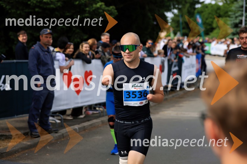 43. Maraton Treh src - tek