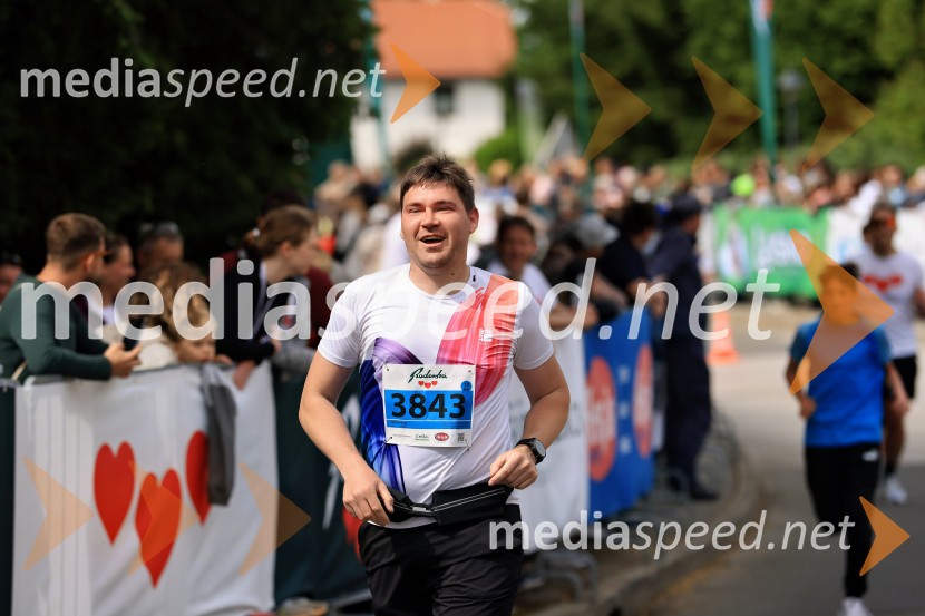 43. Maraton Treh src - tek