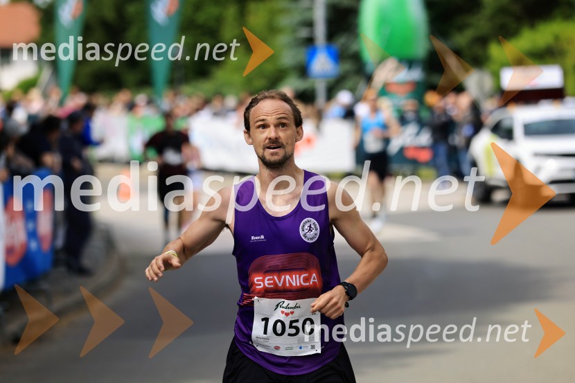 43. Maraton Treh src - tek