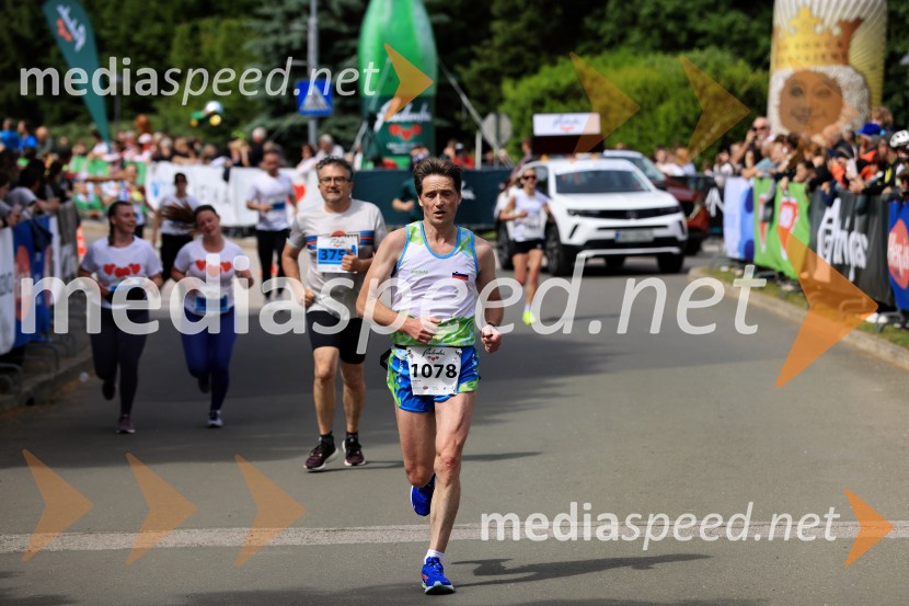 43. Maraton Treh src - tek