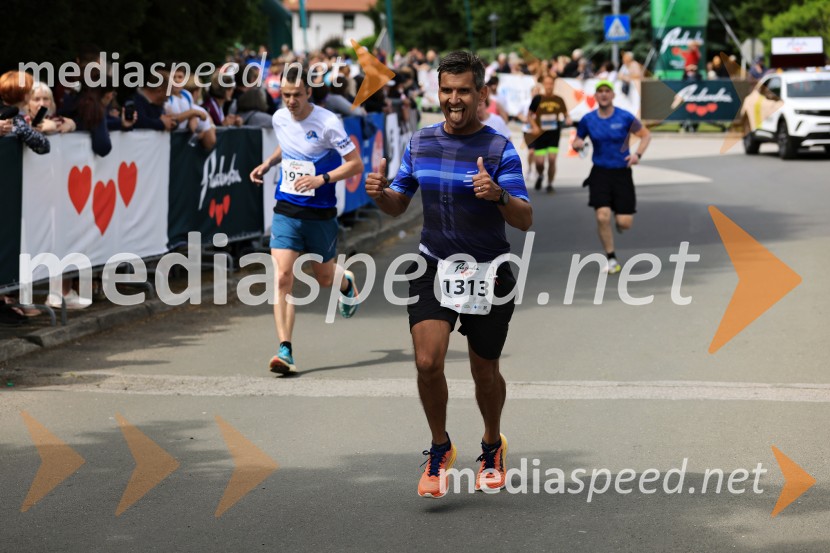 43. Maraton Treh src - tek