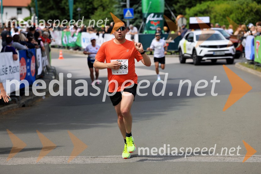 43. Maraton Treh src - tek