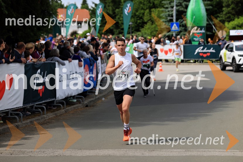 43. Maraton Treh src - tek