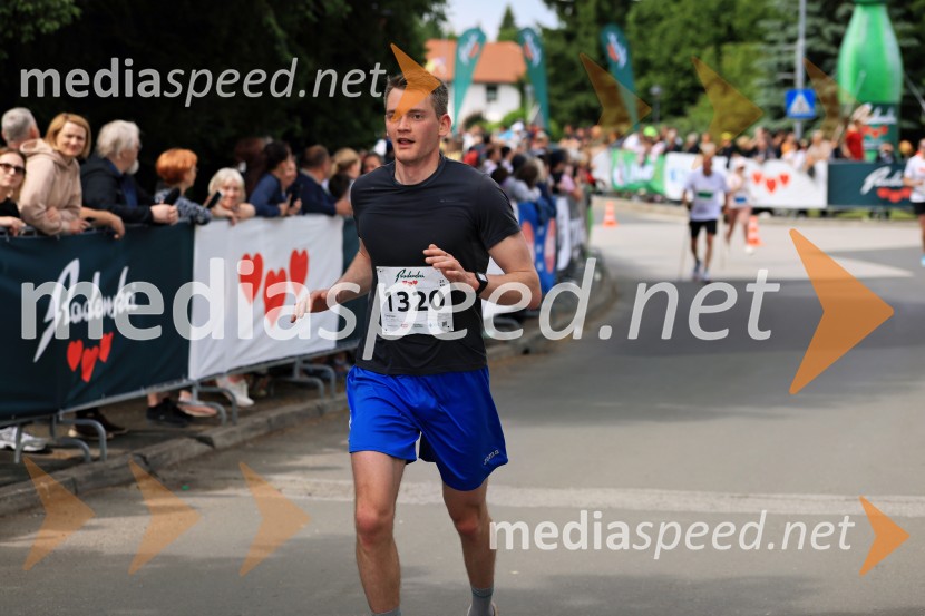 43. Maraton Treh src - tek