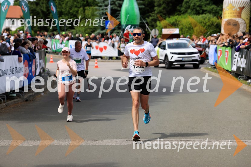 43. Maraton Treh src - tek