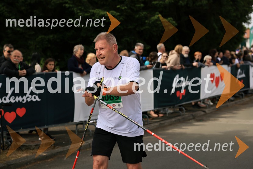 43. Maraton Treh src - tek