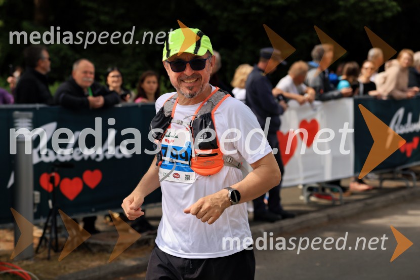 43. Maraton Treh src - tek