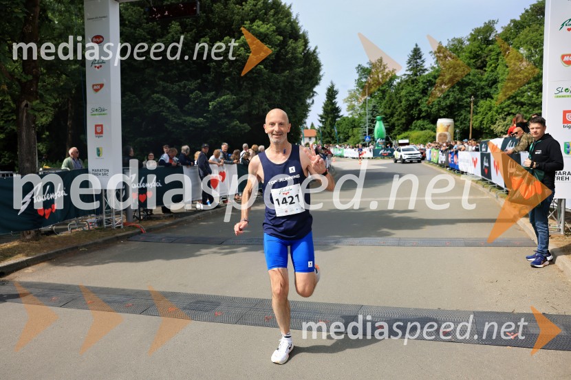 43. Maraton Treh src - tek