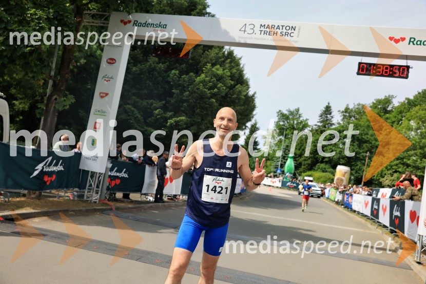 43. Maraton Treh src - tek