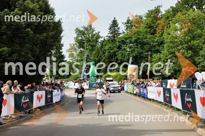 43. Maraton Treh src - tek