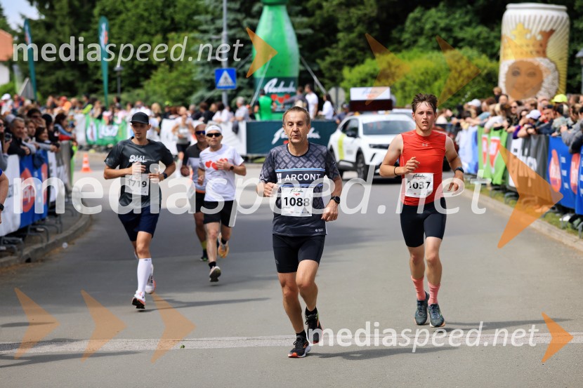 43. Maraton Treh src - tek