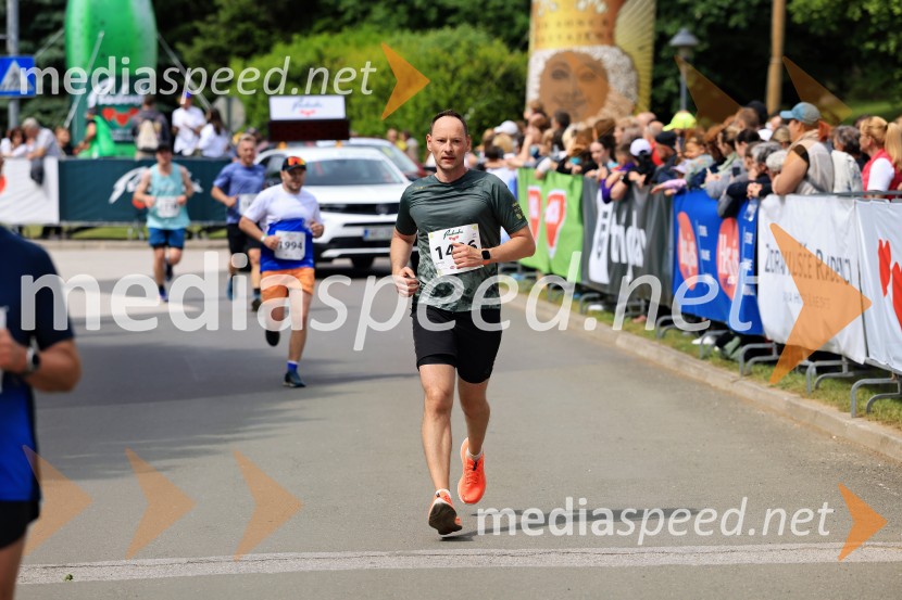 43. Maraton Treh src - tek