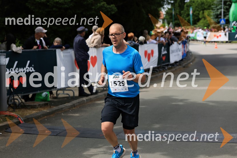 43. Maraton Treh src - tek