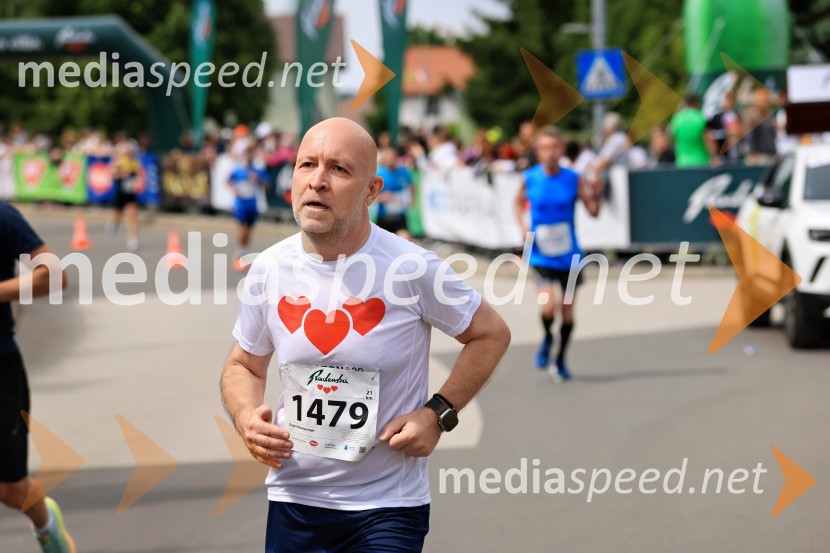 43. Maraton Treh src - tek