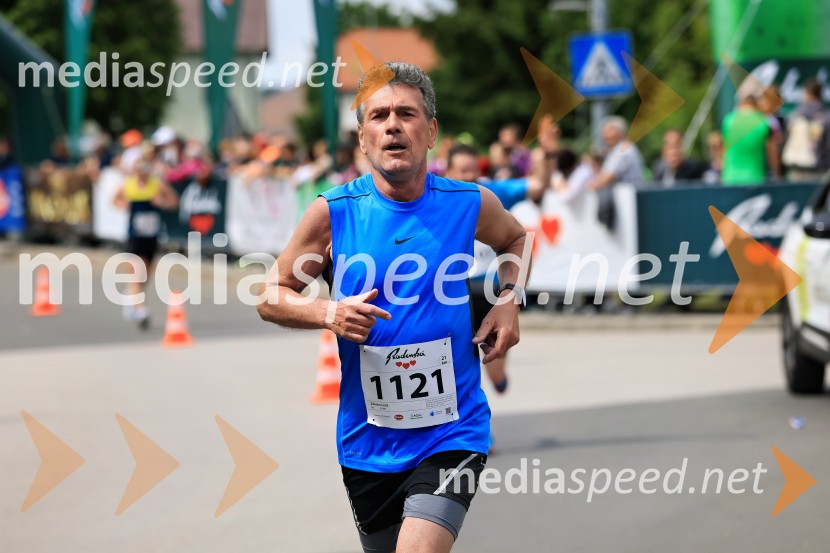 43. Maraton Treh src - tek