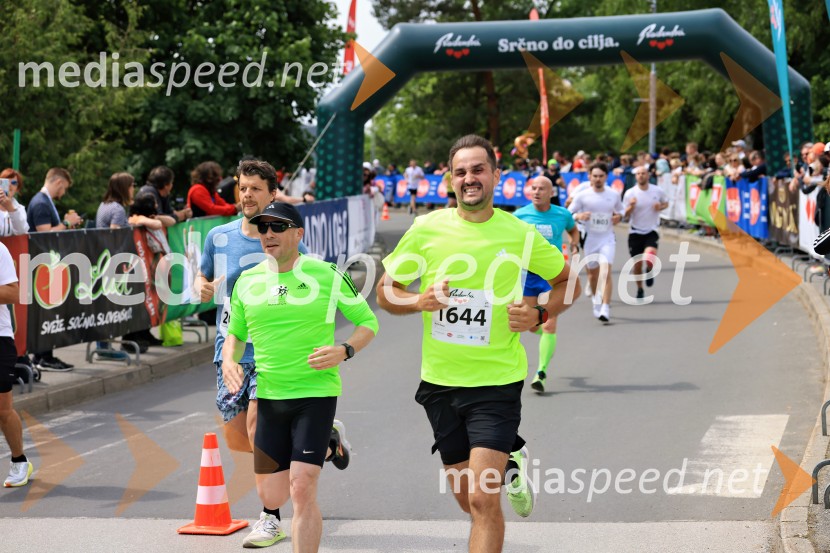 43. Maraton Treh src - tek