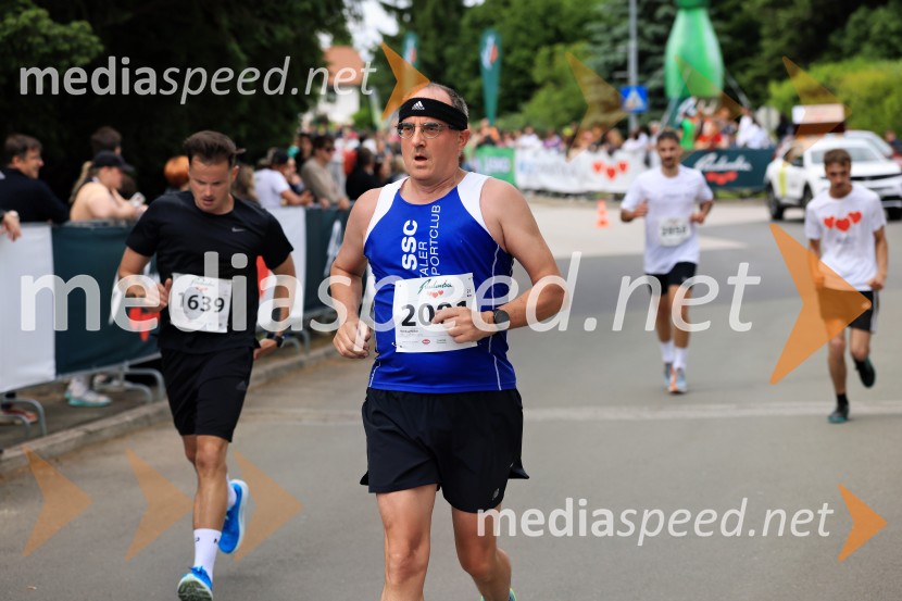 43. Maraton Treh src - tek