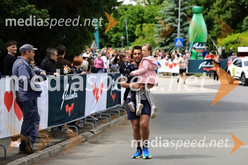 43. Maraton Treh src - tek