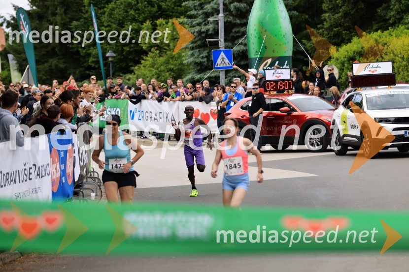 43. Maraton Treh src - tek