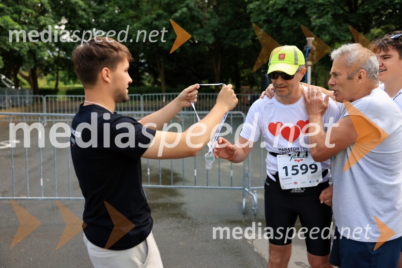 43. Maraton Treh src - tek