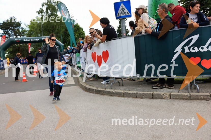 43. Maraton Treh src - tek