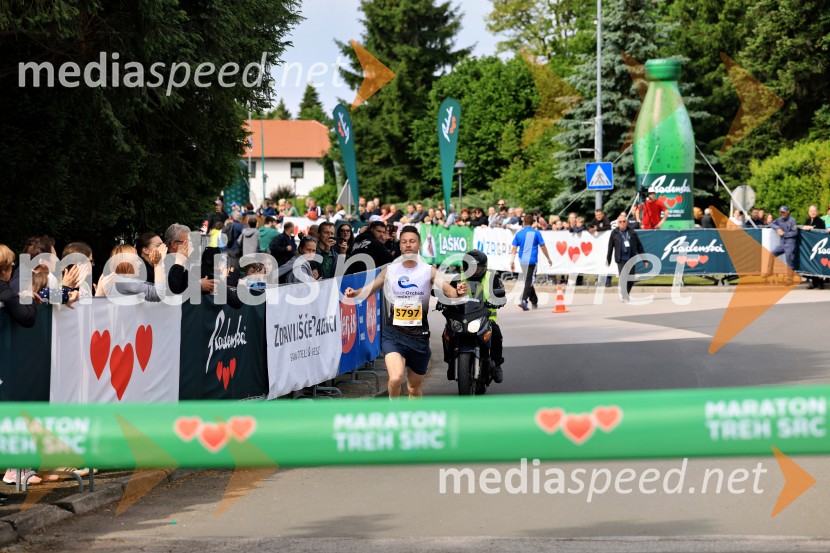 43. Maraton Treh src - tek