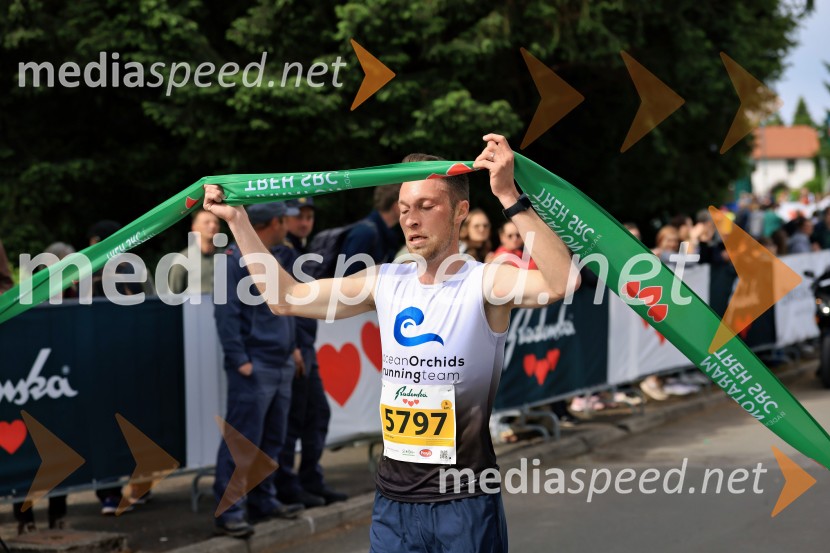 43. Maraton Treh src - tek