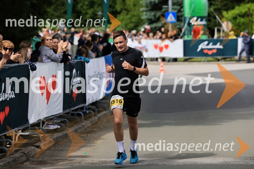 43. Maraton Treh src - tek