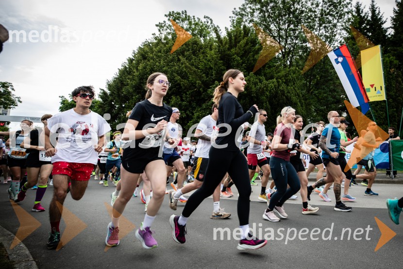 43. Maraton Treh src - tek