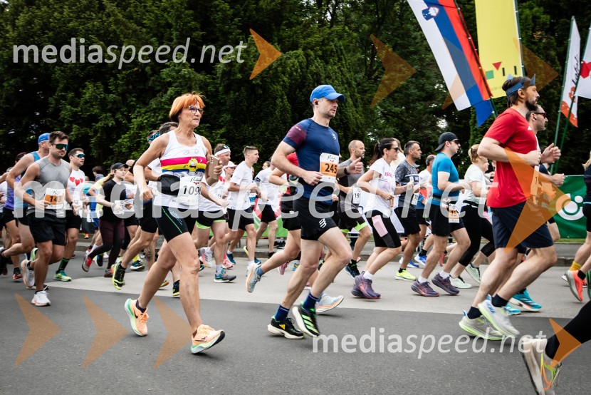 43. Maraton Treh src - tek