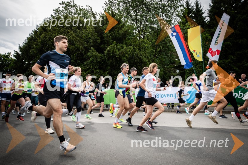 43. Maraton Treh src - tek