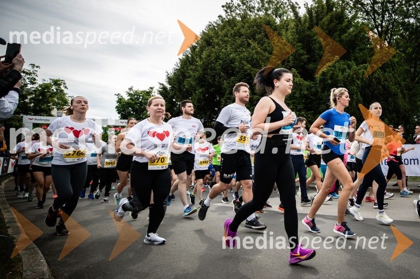 43. Maraton Treh src - tek