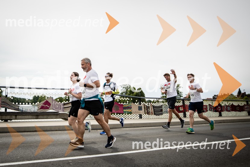 43. Maraton Treh src - tek