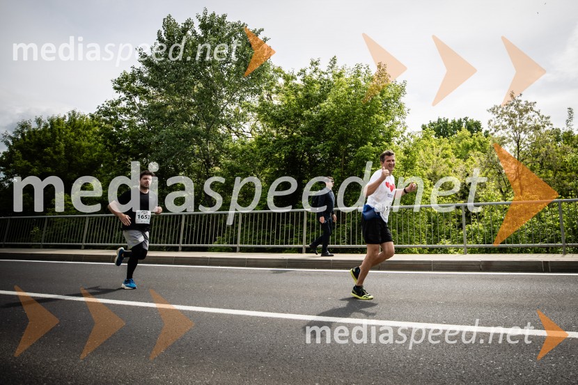 43. Maraton Treh src - tek