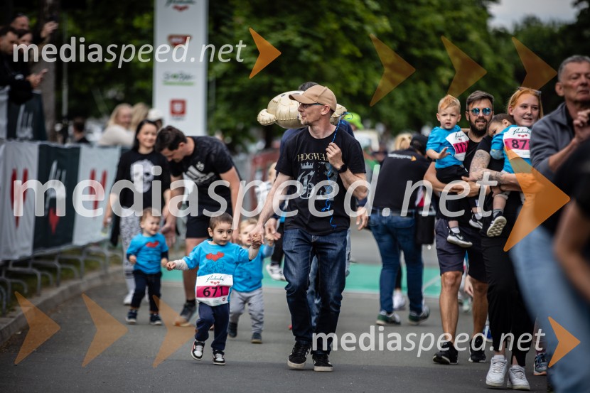 43. Maraton Treh src - tek