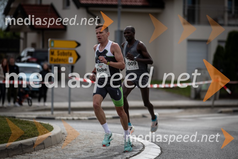 43. Maraton Treh src - tek