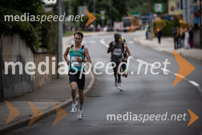 43. Maraton Treh src - tek