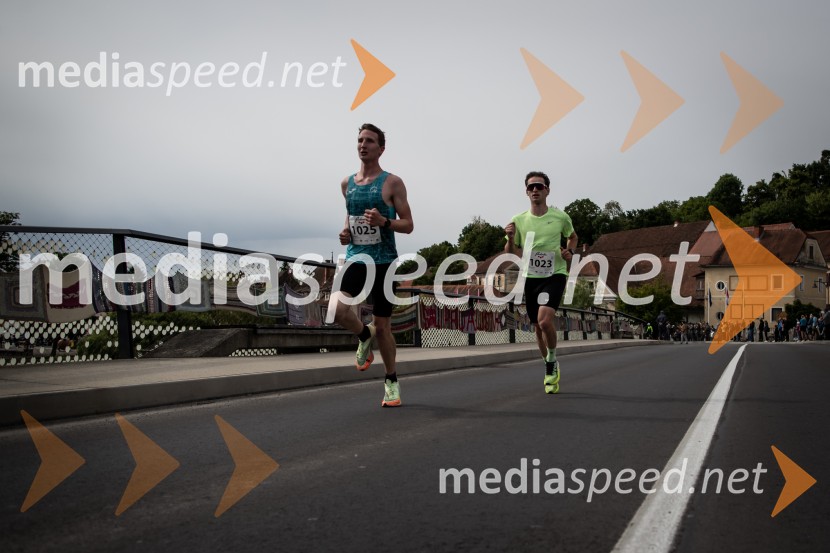 43. Maraton Treh src - tek