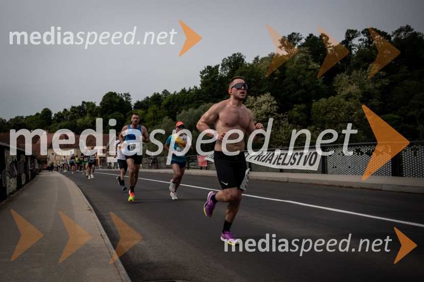 43. Maraton Treh src - tek