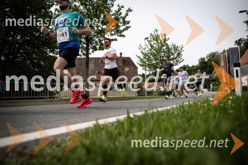 43. Maraton Treh src - tek