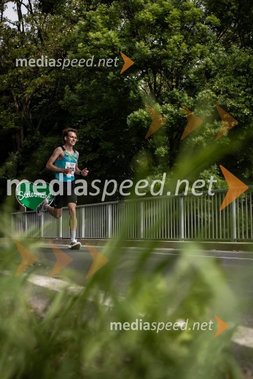 43. Maraton Treh src - tek