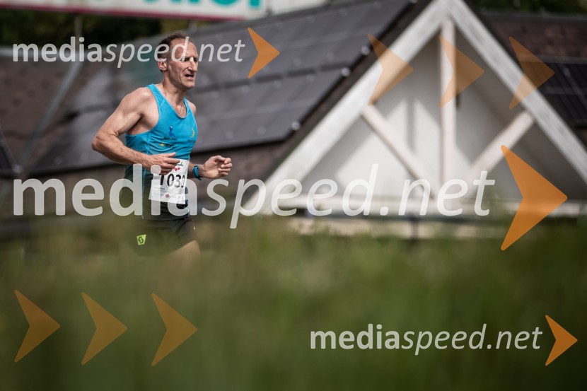 43. Maraton Treh src - tek