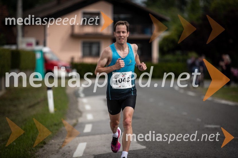 43. Maraton Treh src - tek