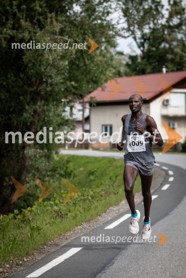 43. Maraton Treh src - tek