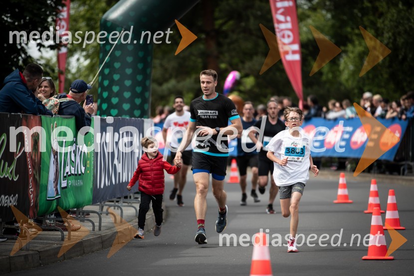 43. Maraton Treh src - tek