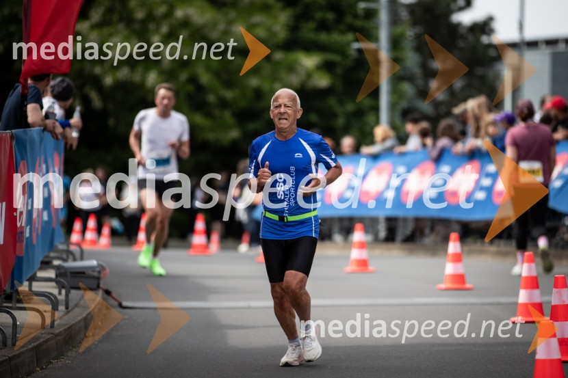 43. Maraton Treh src - tek