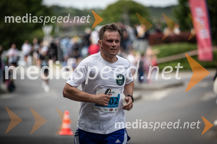 43. Maraton Treh src - tek