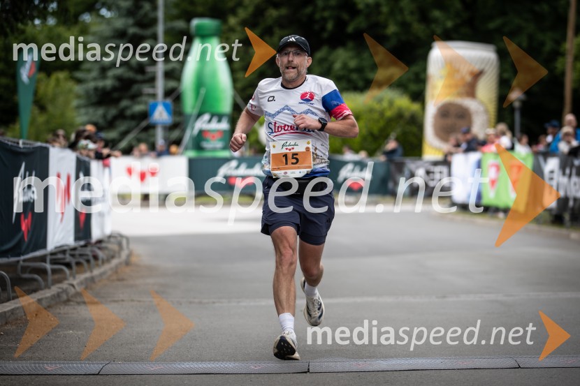 43. Maraton Treh src - tek