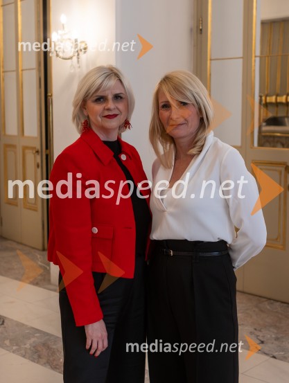  Darja Čižek, marketing, SNG Maribor;  Anja  Žižek, marketing SNG MariborSNG Maribor predstavil repertoar sezone 2025/2026