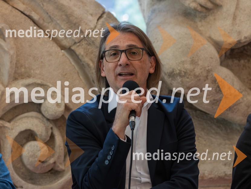  Aleksandar  Popovski, režiser, umetniški direktor Drame SNG MariborSNG Maribor predstavil repertoar sezone 2025/2026